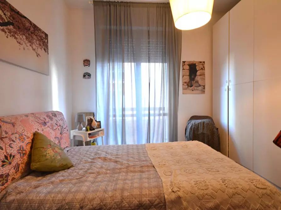 Immagine 14 di Appartamento in vendita  a Lucca