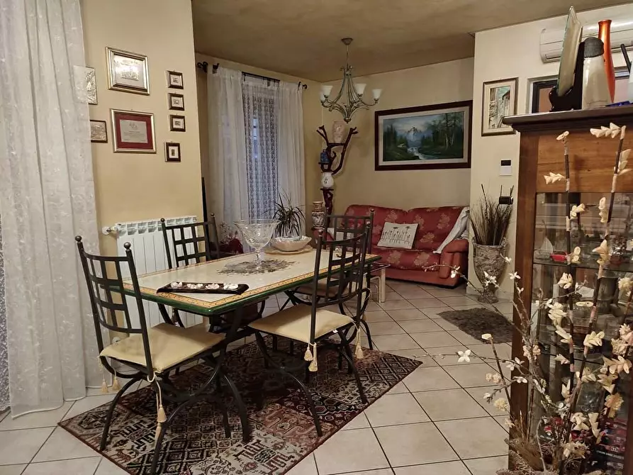 Immagine 4 di Casa semindipendente in vendita  a Castelnuovo Magra