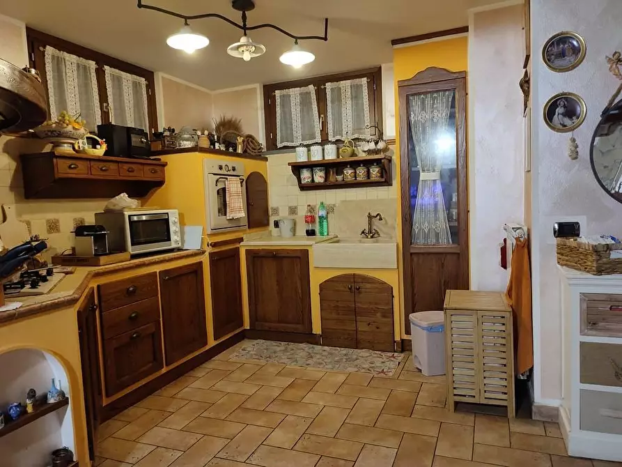 Immagine 30 di Casa semindipendente in vendita  a Castelnuovo Magra