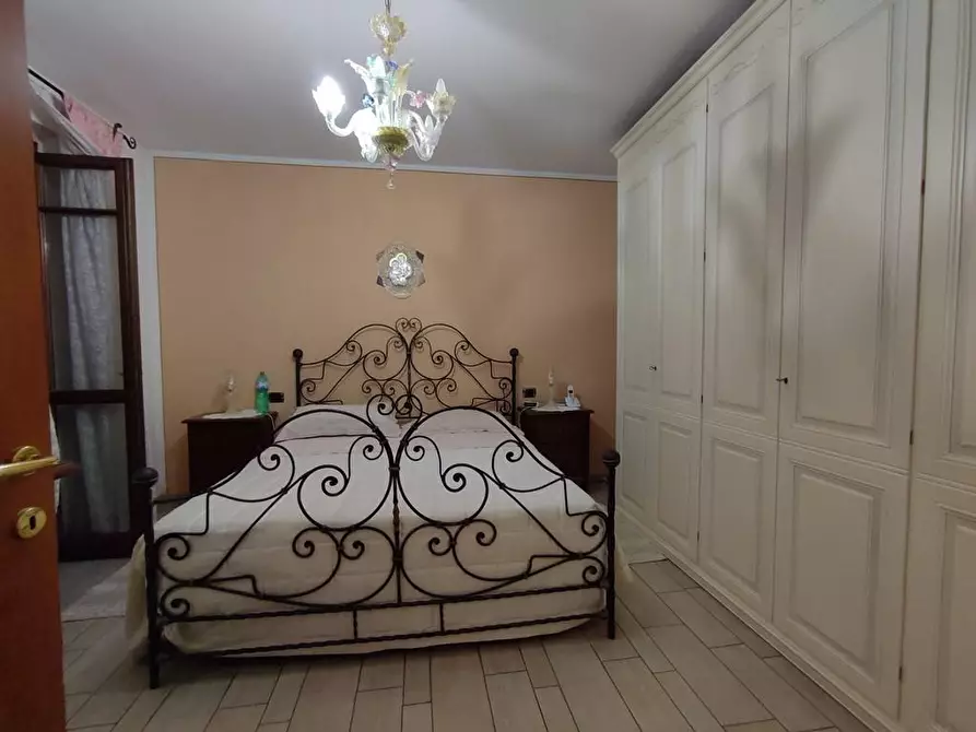 Immagine 15 di Casa semindipendente in vendita  a Castelnuovo Magra