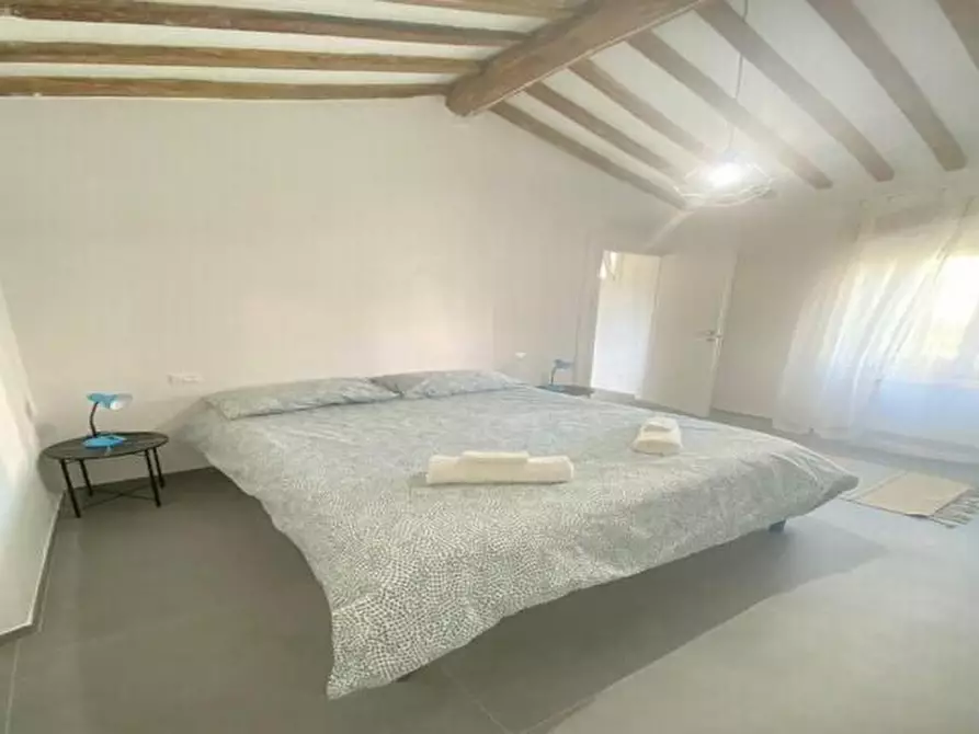 Immagine 9 di Casa semindipendente in vendita  a Massa