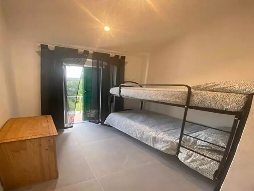 Immagine 14 di Casa semindipendente in vendita  a Massa