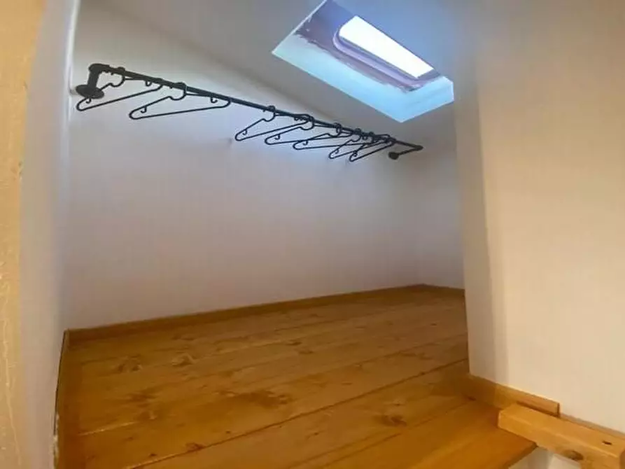 Immagine 16 di Casa semindipendente in vendita  a Massa