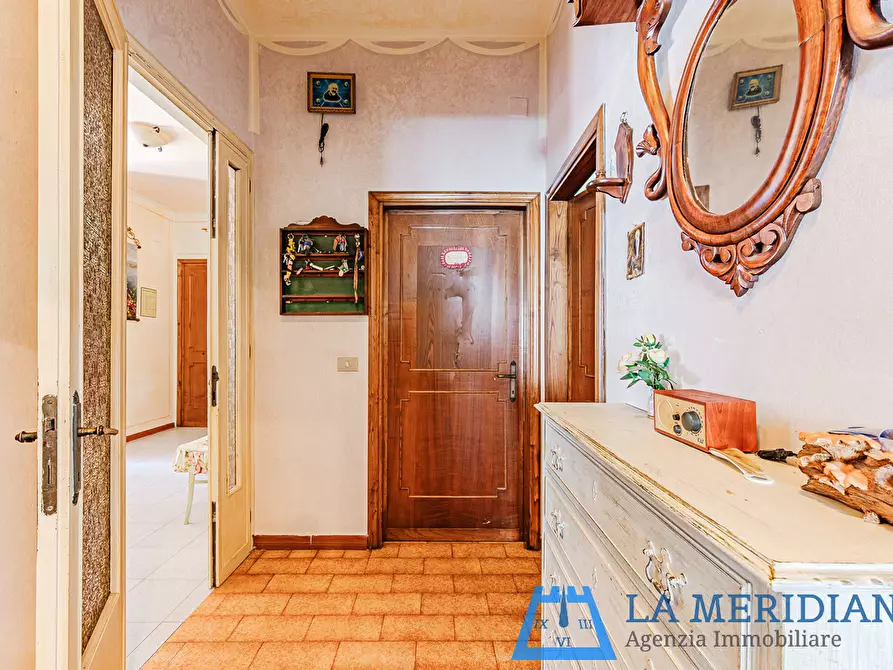 Immagine 10 di Appartamento in vendita  a Lamporecchio