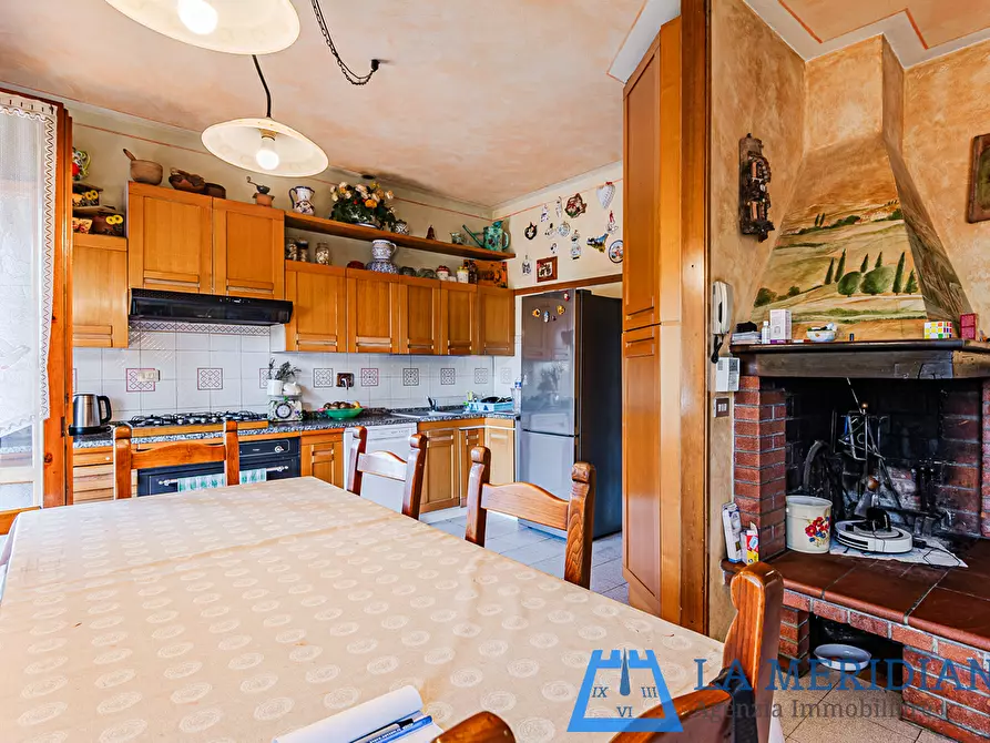 Immagine 22 di Appartamento in vendita  a Lamporecchio