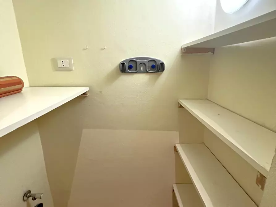 Immagine 10 di Appartamento in vendita  a Calcinaia