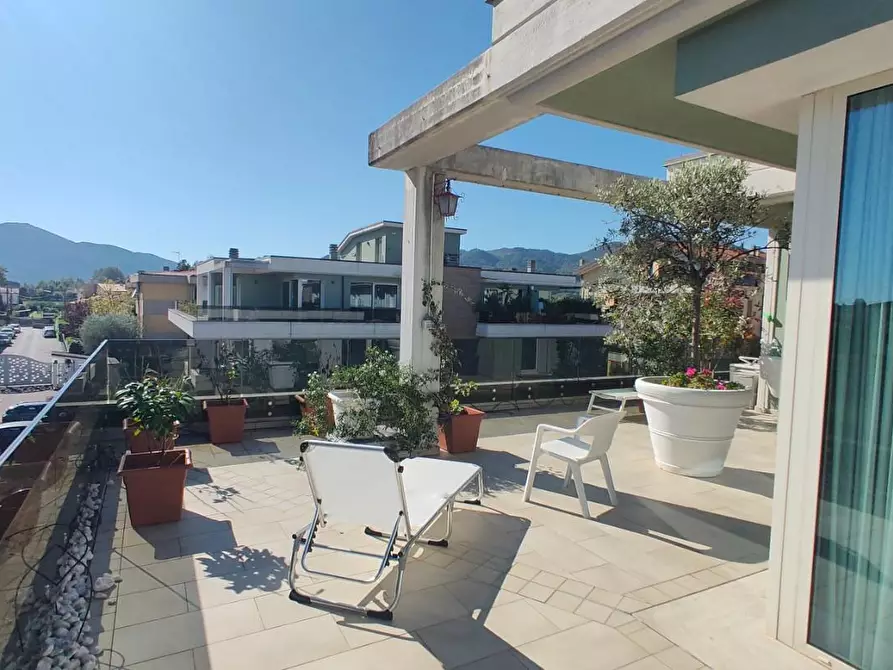 Immagine 19 di Mansarda in vendita  a Lucca