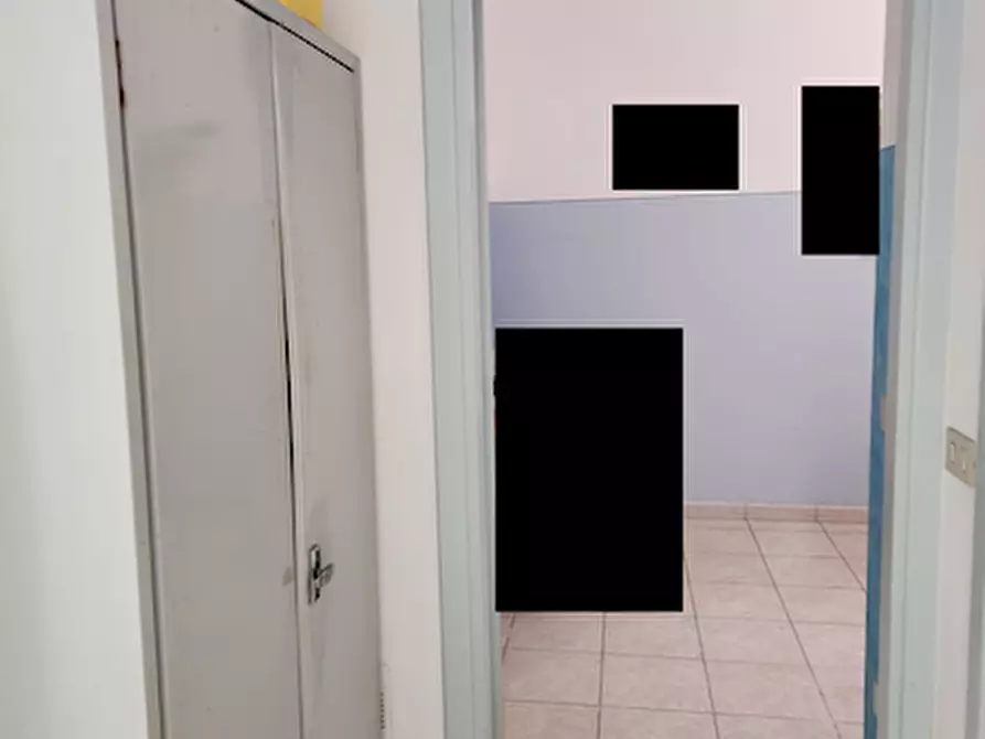 Immagine 7 di Locale commerciale in affitto  a Santa Maria A Monte