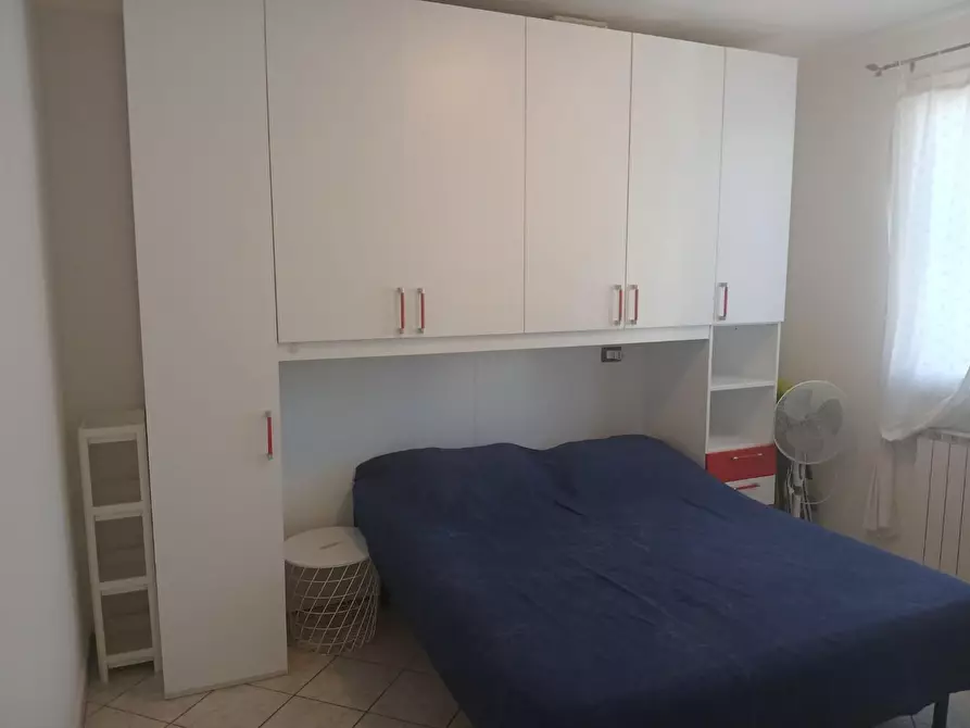 Immagine 17 di Appartamento in affitto  a Pisa