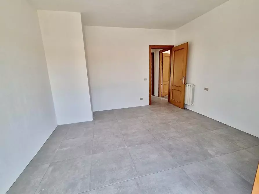 Immagine 14 di Appartamento in vendita  a Pisa