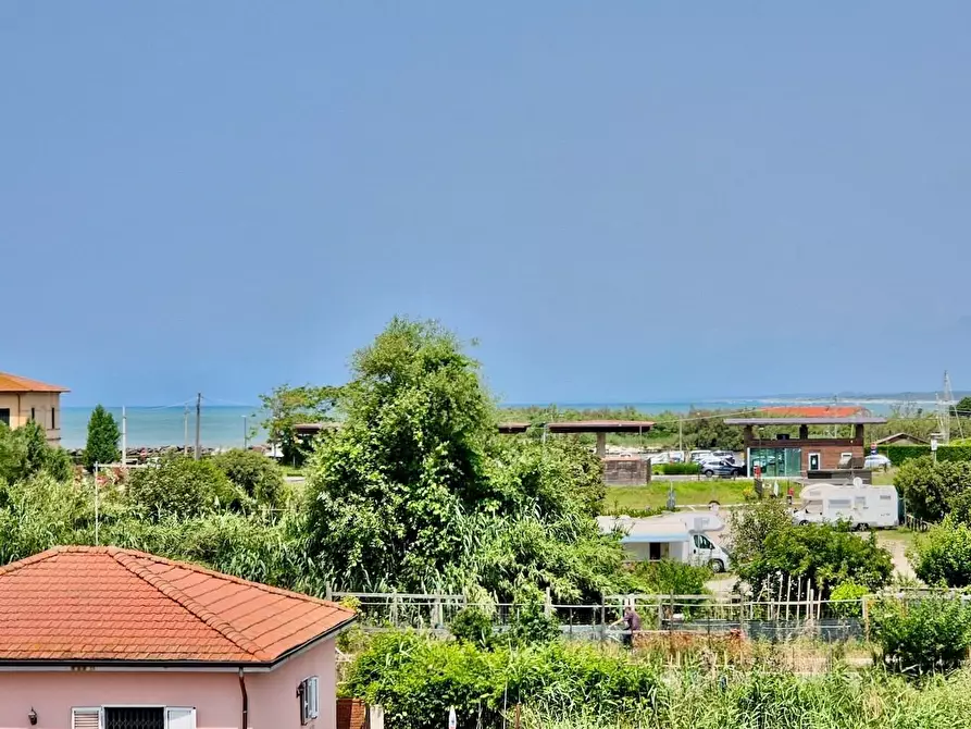 Immagine 10 di Appartamento in vendita  a Pisa