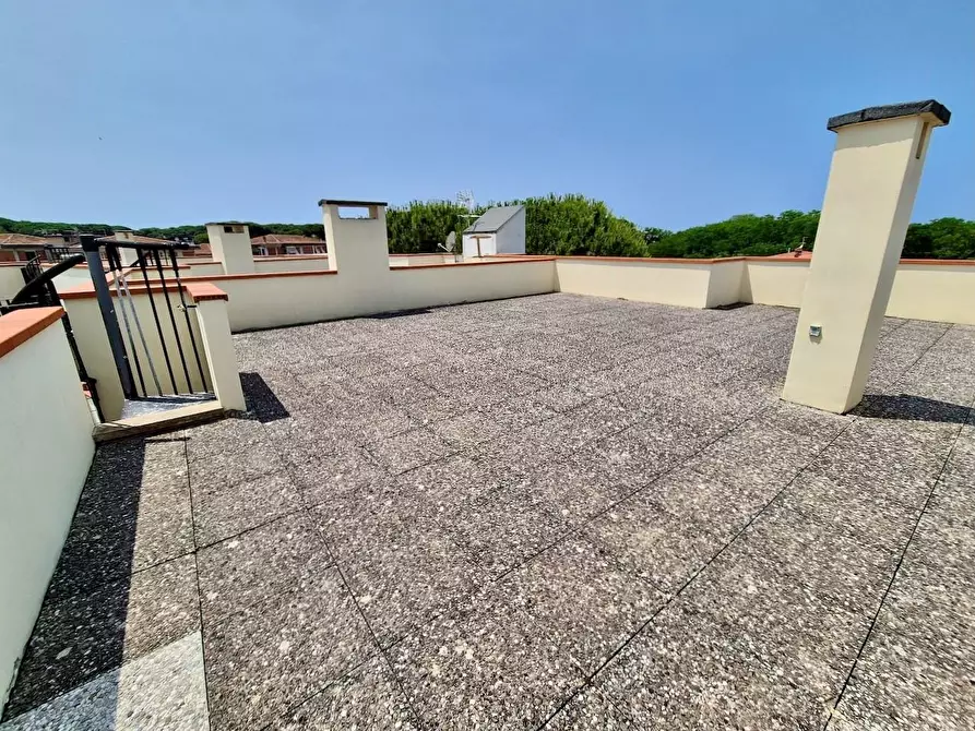 Immagine 21 di Appartamento in vendita  a Pisa