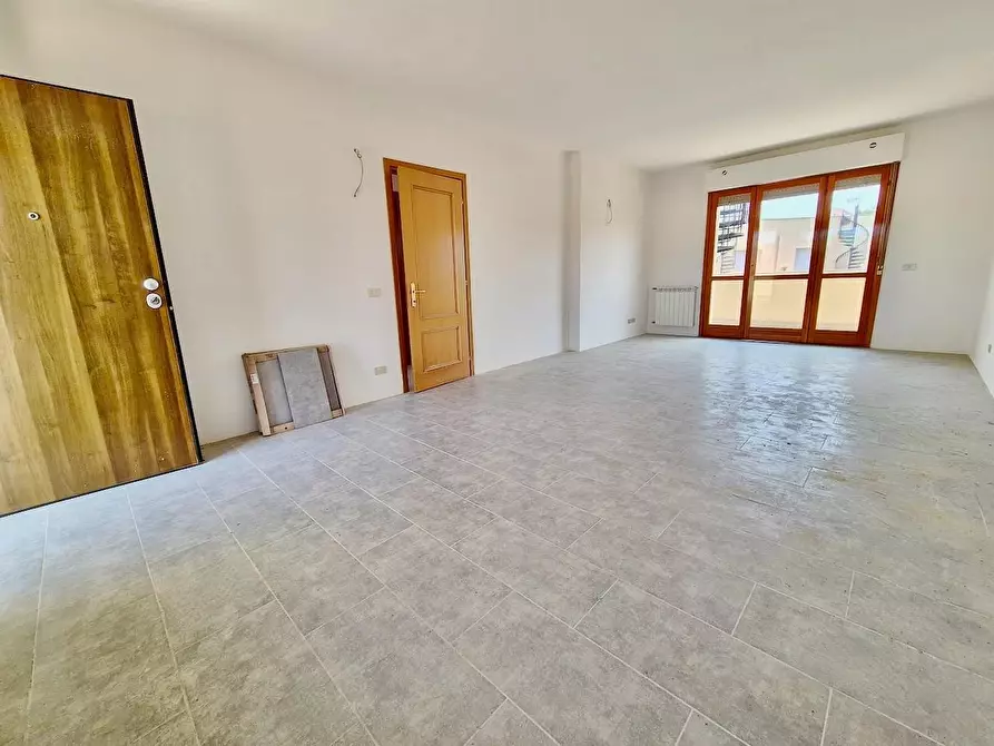 Immagine 2 di Appartamento in vendita  a Pisa