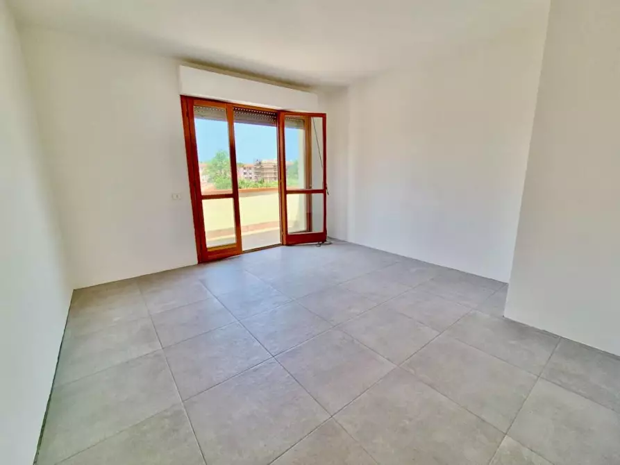 Immagine 11 di Appartamento in vendita  a Pisa