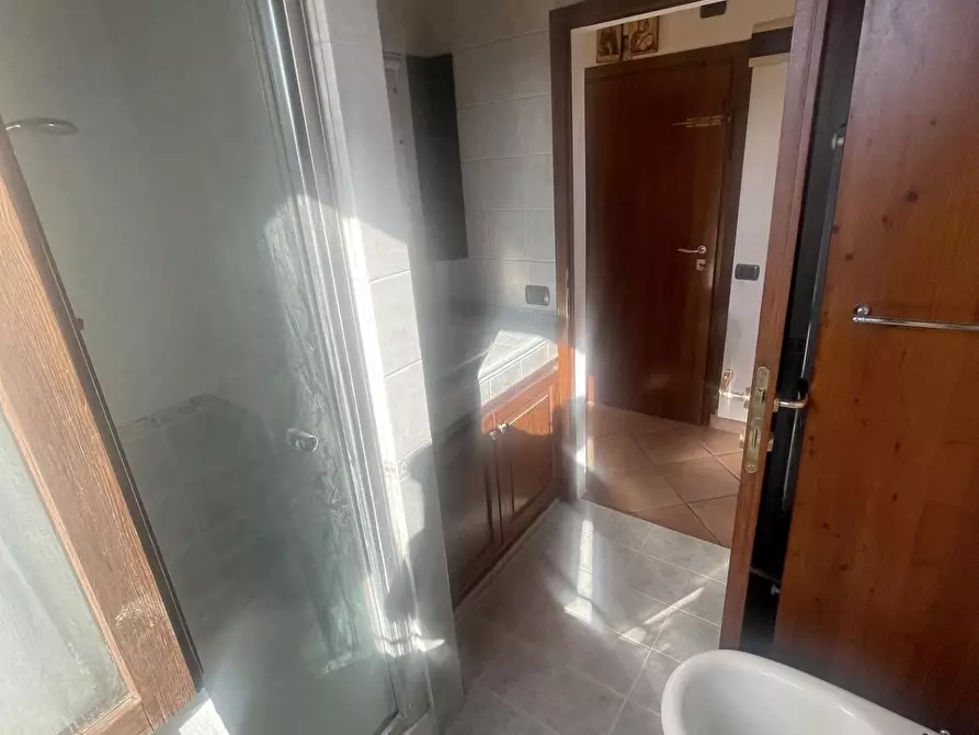 Immagine 8 di Appartamento in vendita  a Poggibonsi