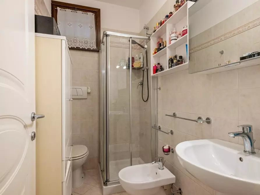 Immagine 16 di Villetta a schiera in vendita  a Cascina