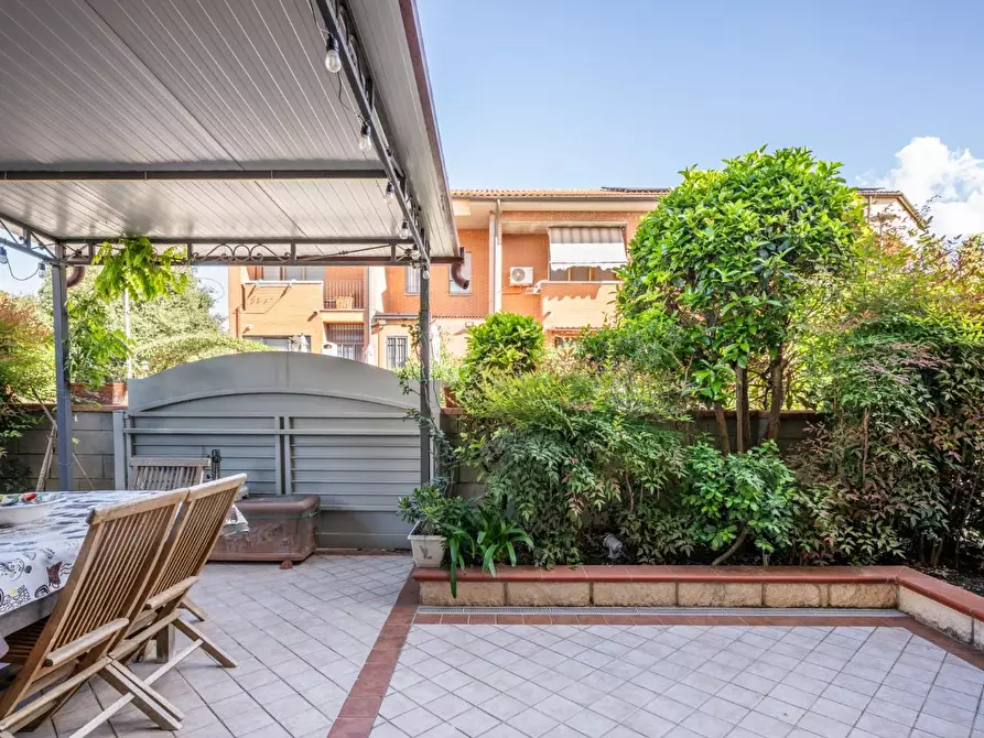 Immagine 3 di Villetta a schiera in vendita  a Cascina