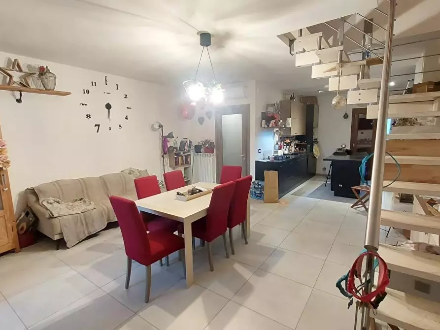 Immagine 7 di Villetta a schiera in vendita  a Crespina Lorenzana