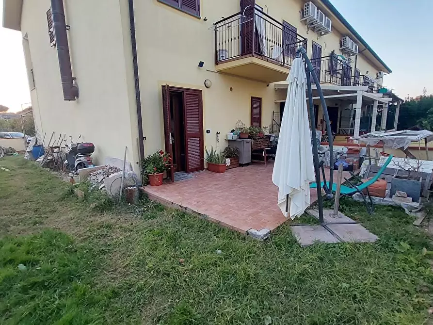 Immagine 26 di Villetta a schiera in vendita  a Crespina Lorenzana