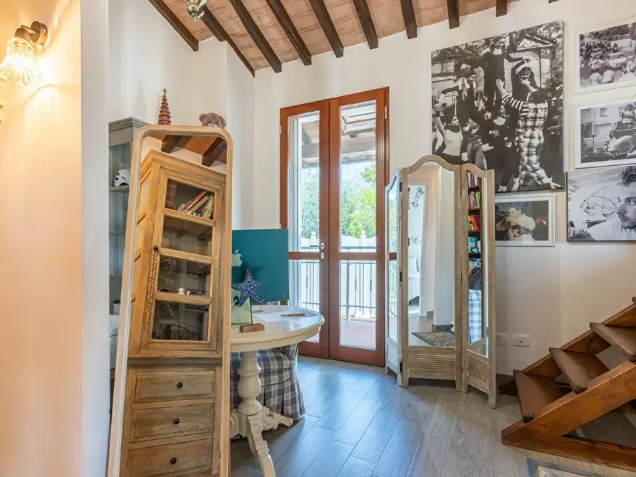 Immagine 39 di Villa in vendita  a Terricciola