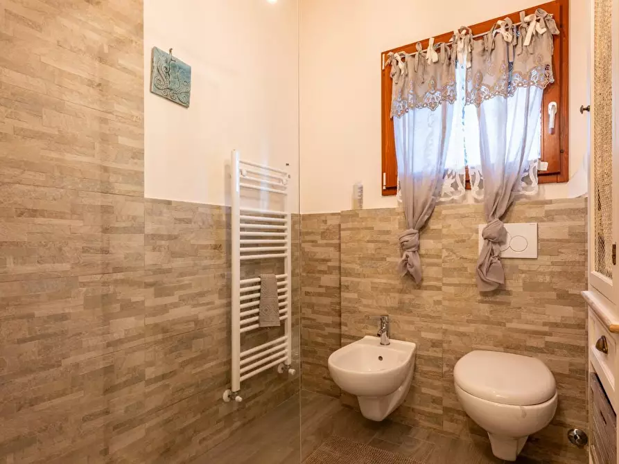 Immagine 28 di Villa in vendita  a Terricciola