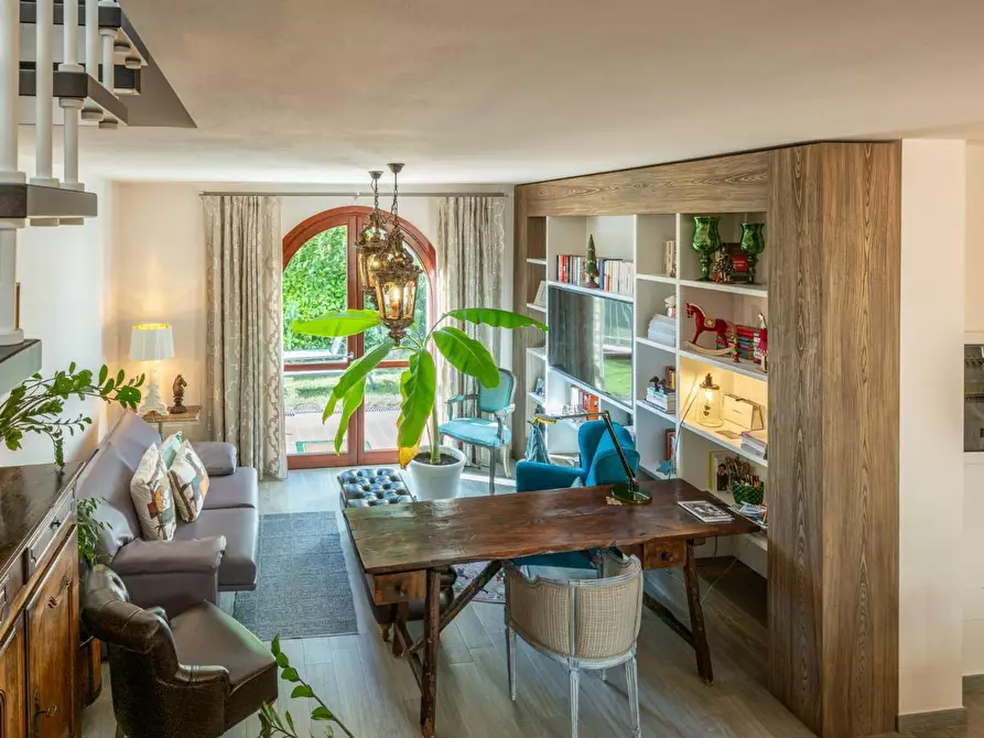 Immagine 60 di Villa in vendita  a Terricciola