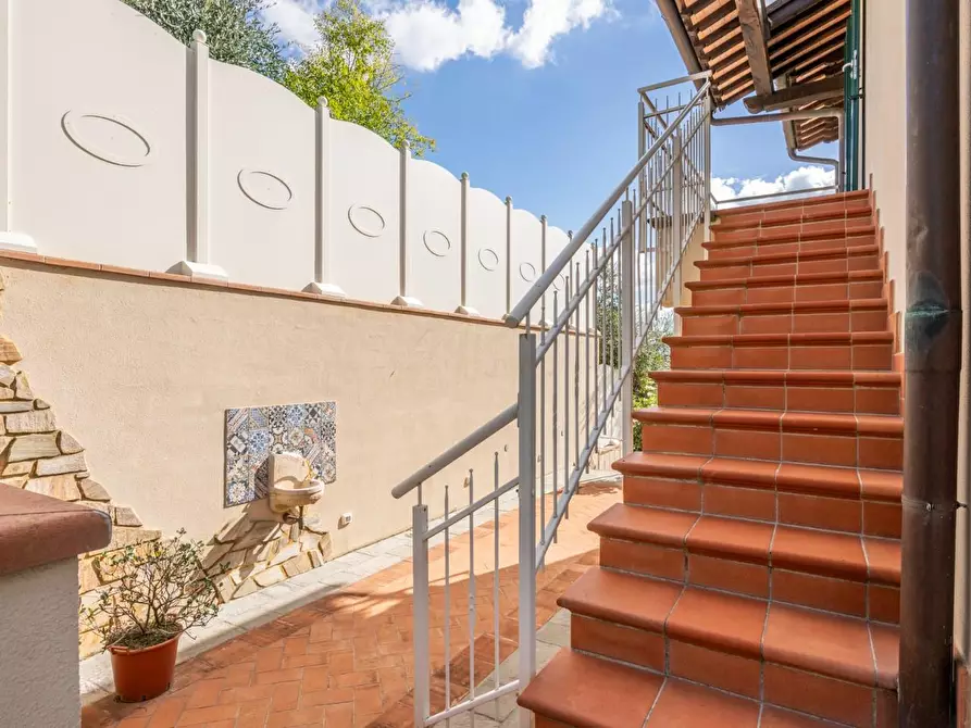 Immagine 58 di Villa in vendita  a Terricciola