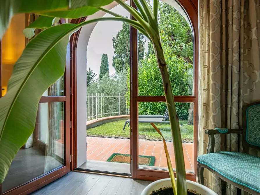 Immagine 23 di Villa in vendita  a Terricciola