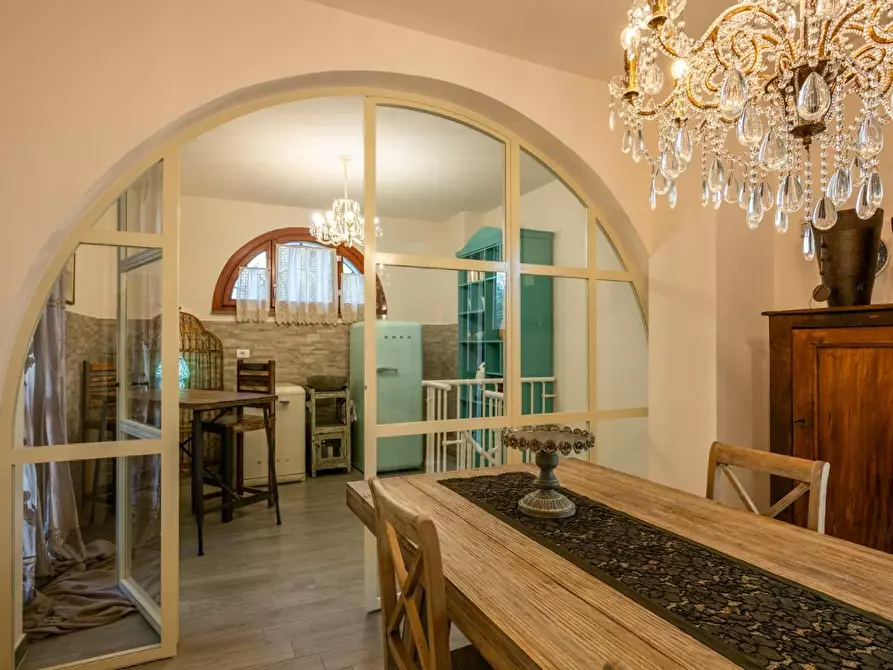 Immagine 56 di Villa in vendita  a Terricciola