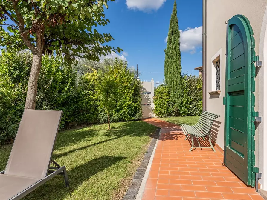 Immagine 16 di Villa in vendita  a Terricciola