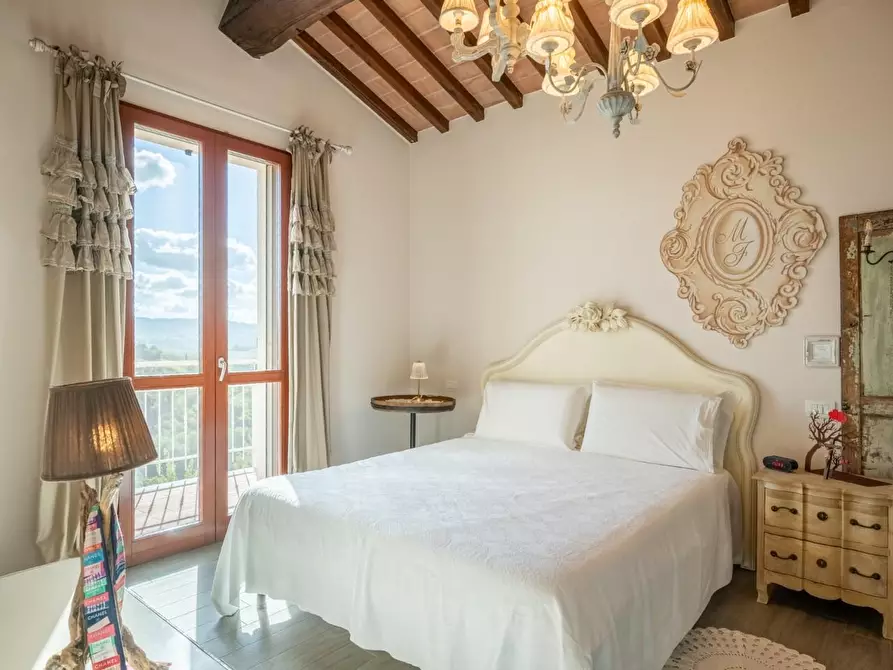 Immagine 30 di Villa in vendita  a Terricciola