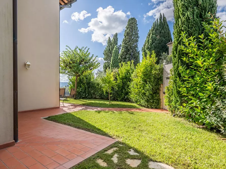 Immagine 4 di Villa in vendita  a Terricciola