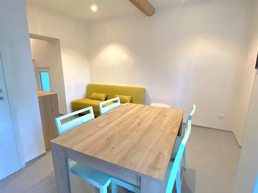 Immagine 4 di Casa semindipendente in vendita  a Massa