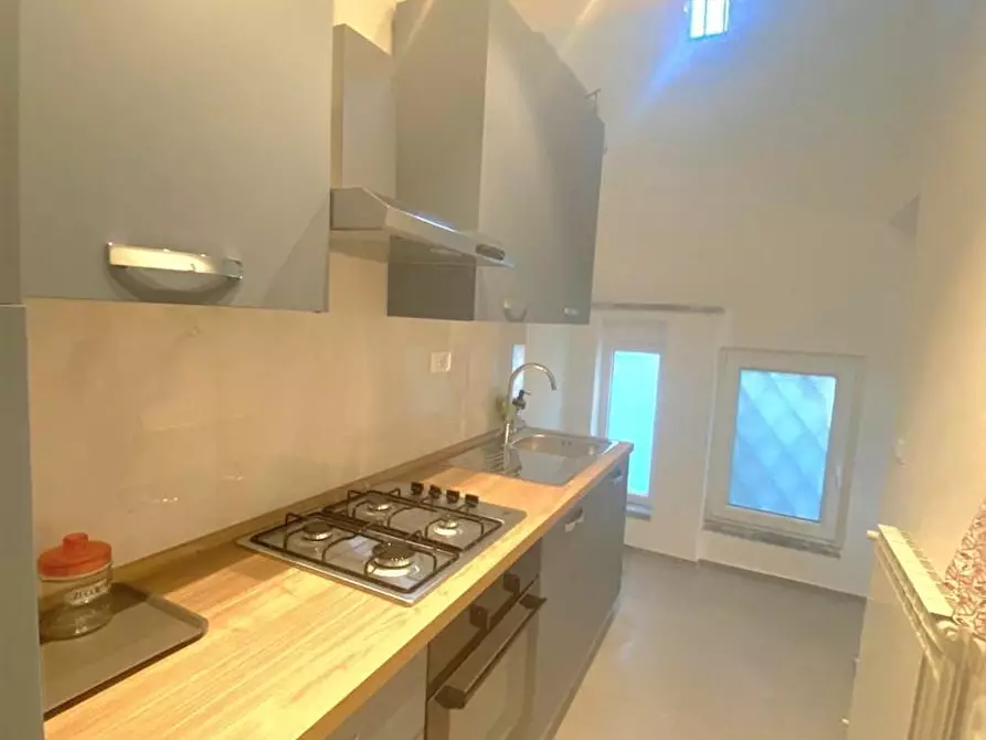 Immagine 14 di Casa semindipendente in vendita  a Massa