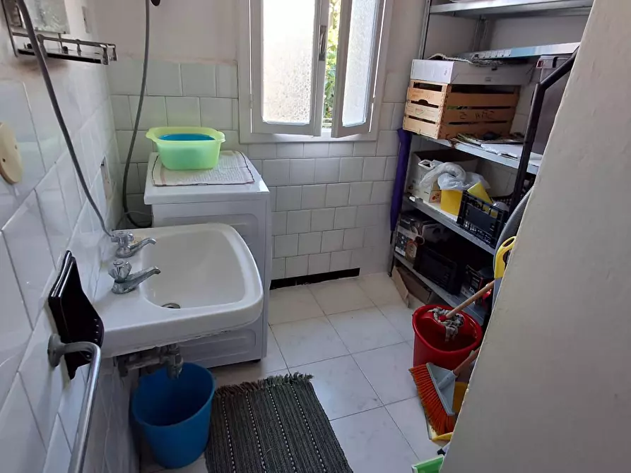 Immagine 14 di Appartamento in vendita  a Rosignano Marittimo