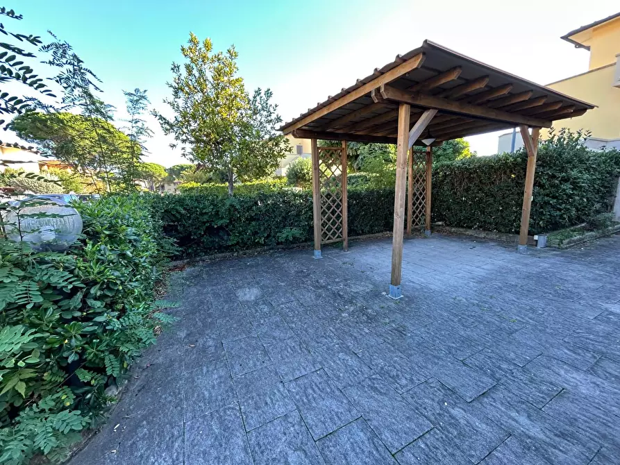 Immagine 3 di Villetta a schiera in vendita  a Rosignano Marittimo