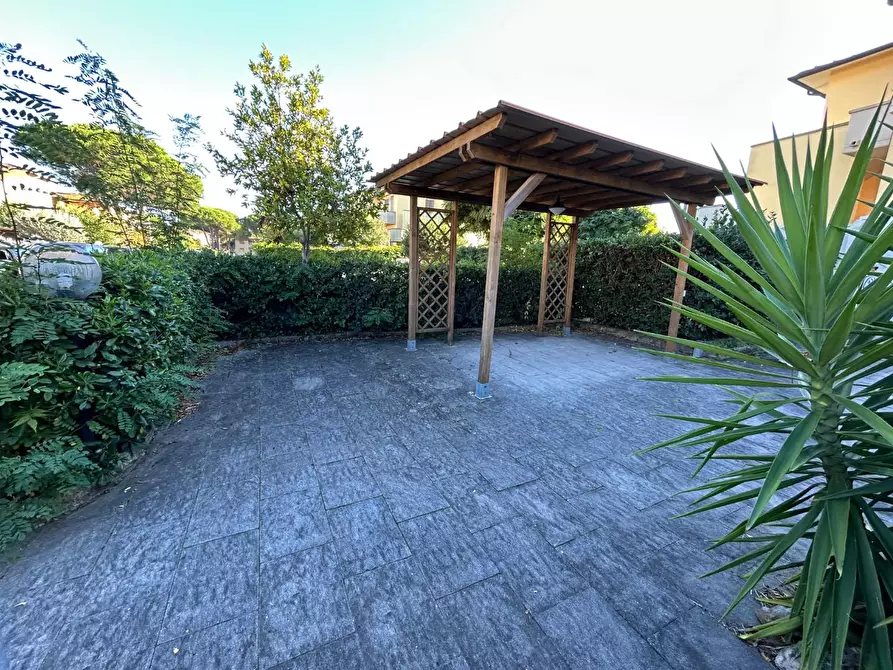 Immagine 5 di Villetta a schiera in vendita  a Rosignano Marittimo