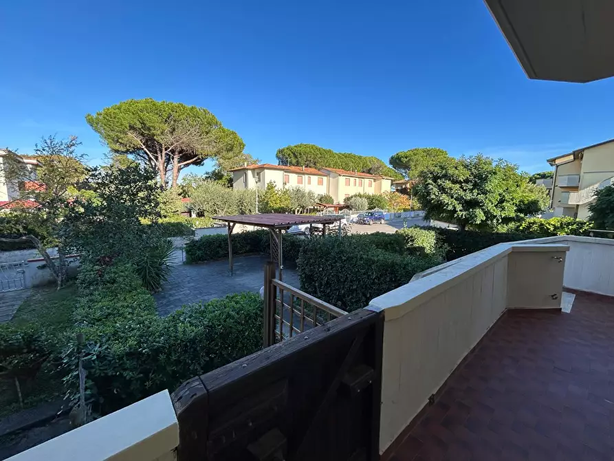 Immagine 2 di Villetta a schiera in vendita  a Rosignano Marittimo