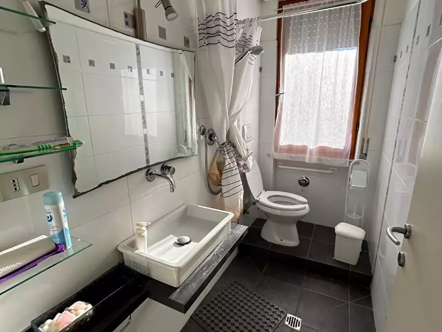 Immagine 15 di Villetta a schiera in vendita  a Rosignano Marittimo