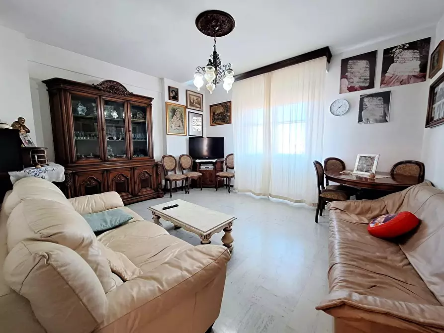 Immagine 4 di Appartamento in vendita  a Cascina