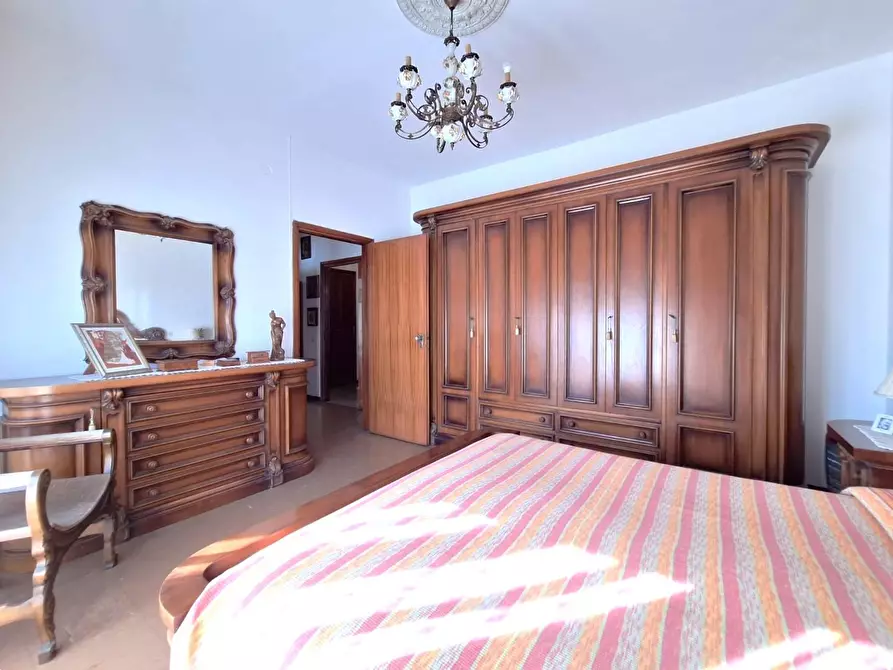 Immagine 11 di Appartamento in vendita  a Cascina