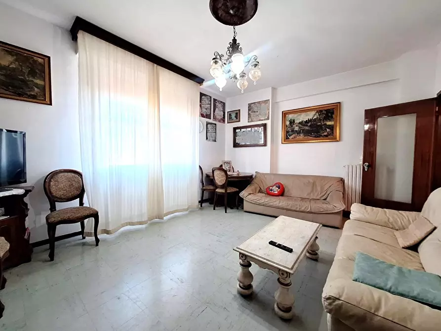 Immagine 2 di Appartamento in vendita  a Cascina