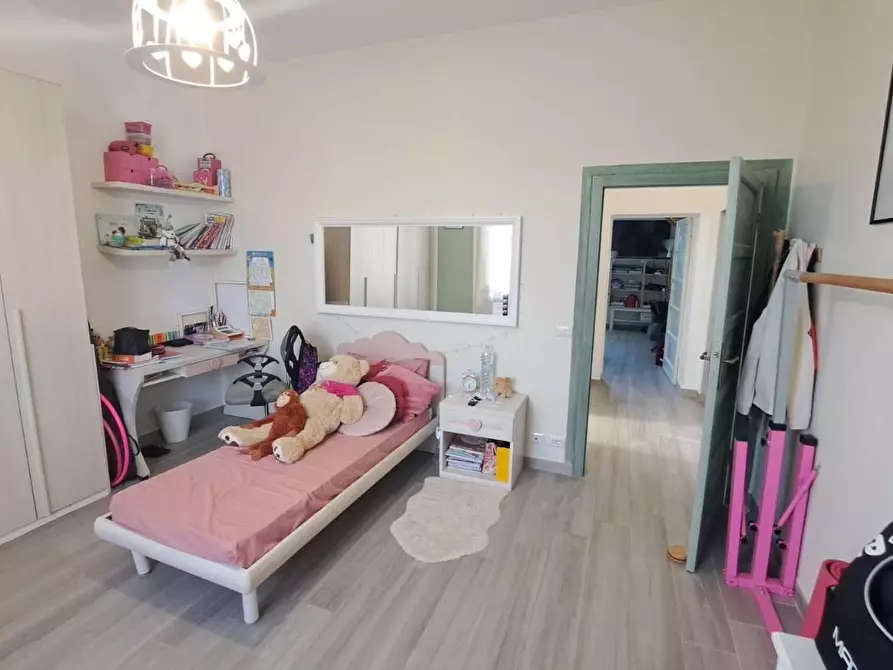 Immagine 11 di Appartamento in vendita  a Rosignano Marittimo