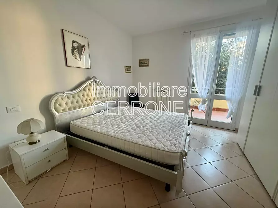 Immagine 11 di Appartamento in vendita  a Cecina