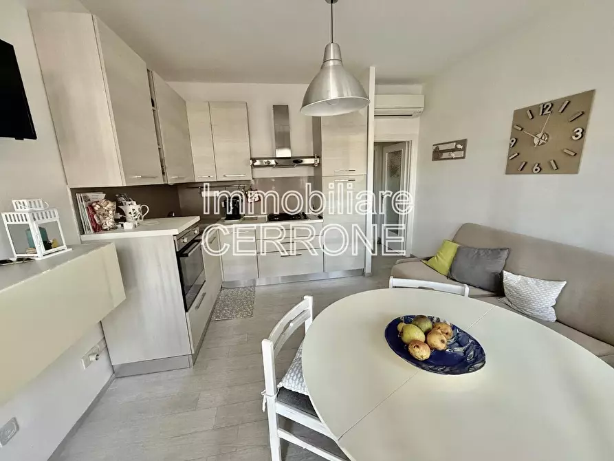 Immagine 3 di Appartamento in vendita  a Cecina