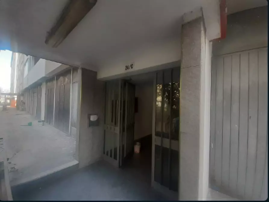 Immagine 4 di Appartamento in vendita  a Torino