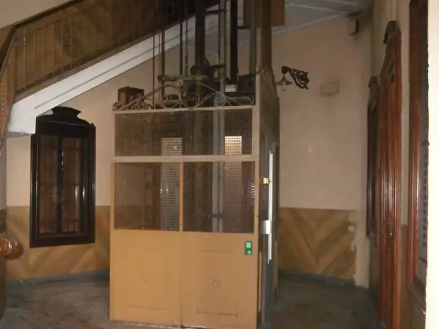 Immagine 5 di Appartamento in vendita  a Torino