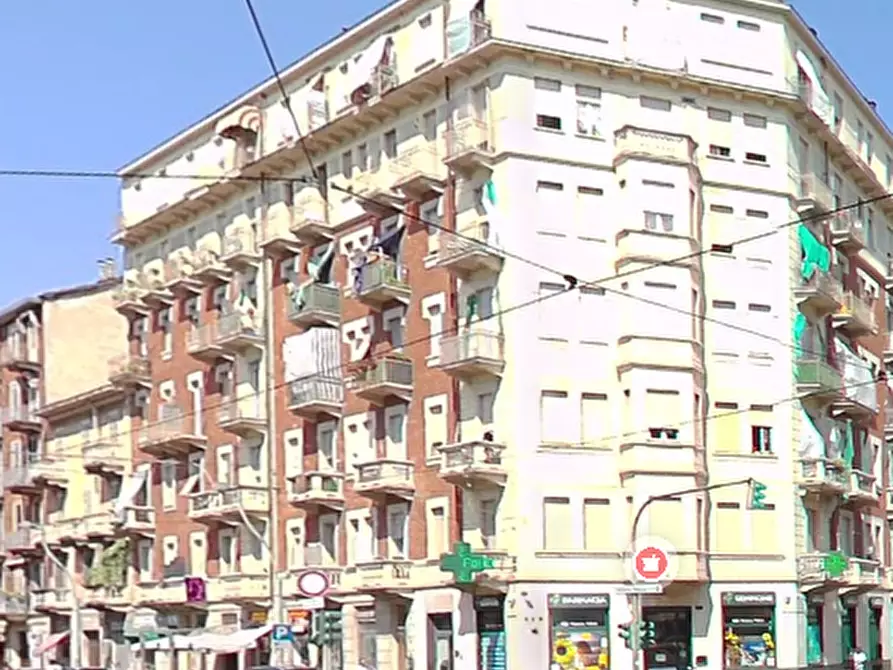 Immagine 1 di Appartamento in vendita  a Torino
