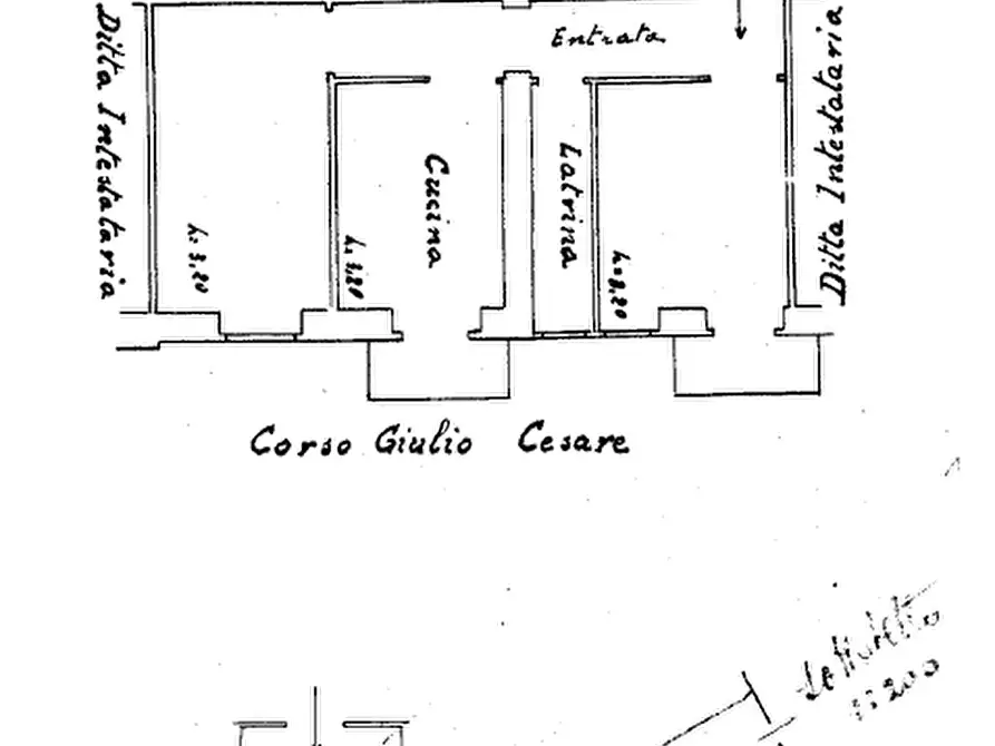 Immagine 2 di Appartamento in vendita  a Torino