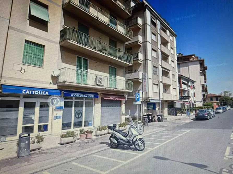 Immagine 2 di Appartamento in vendita  a Pisa